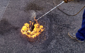 Glan Yr Afon flat roofing repairs